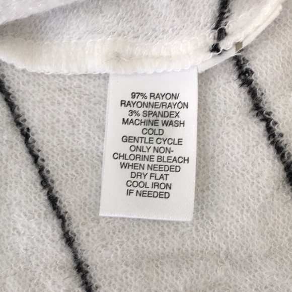 Lou & Grey Buttery Soft Mixed Stripe Cowl Neck Pullover, size Medium 🖤 - Picture 9 of 13